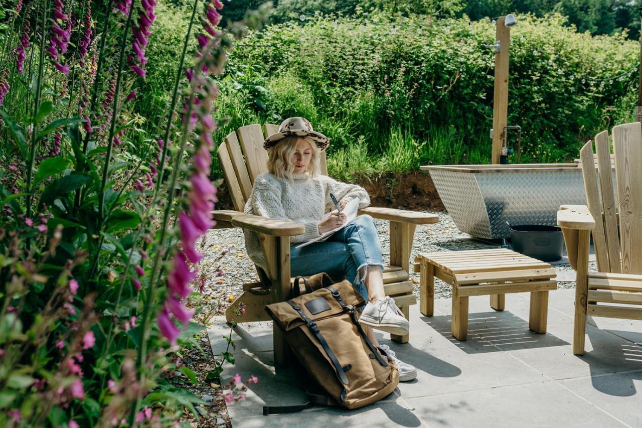 Blatchford Briar - Award Winning Private Shephards Huts With Their Own Secluded Hot Tubs Milton Abbot 외부 사진