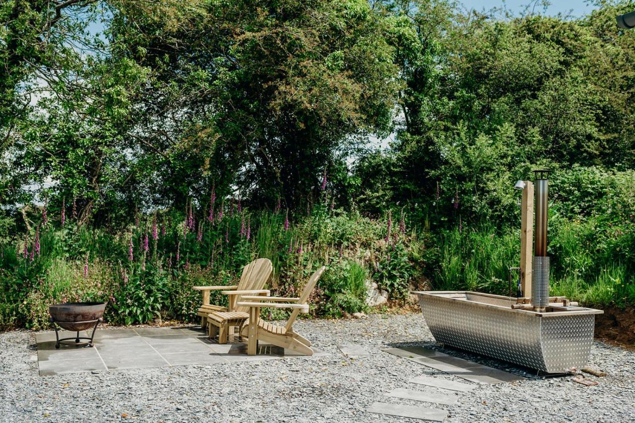 Blatchford Briar - Award Winning Private Shephards Huts With Their Own Secluded Hot Tubs Milton Abbot 외부 사진